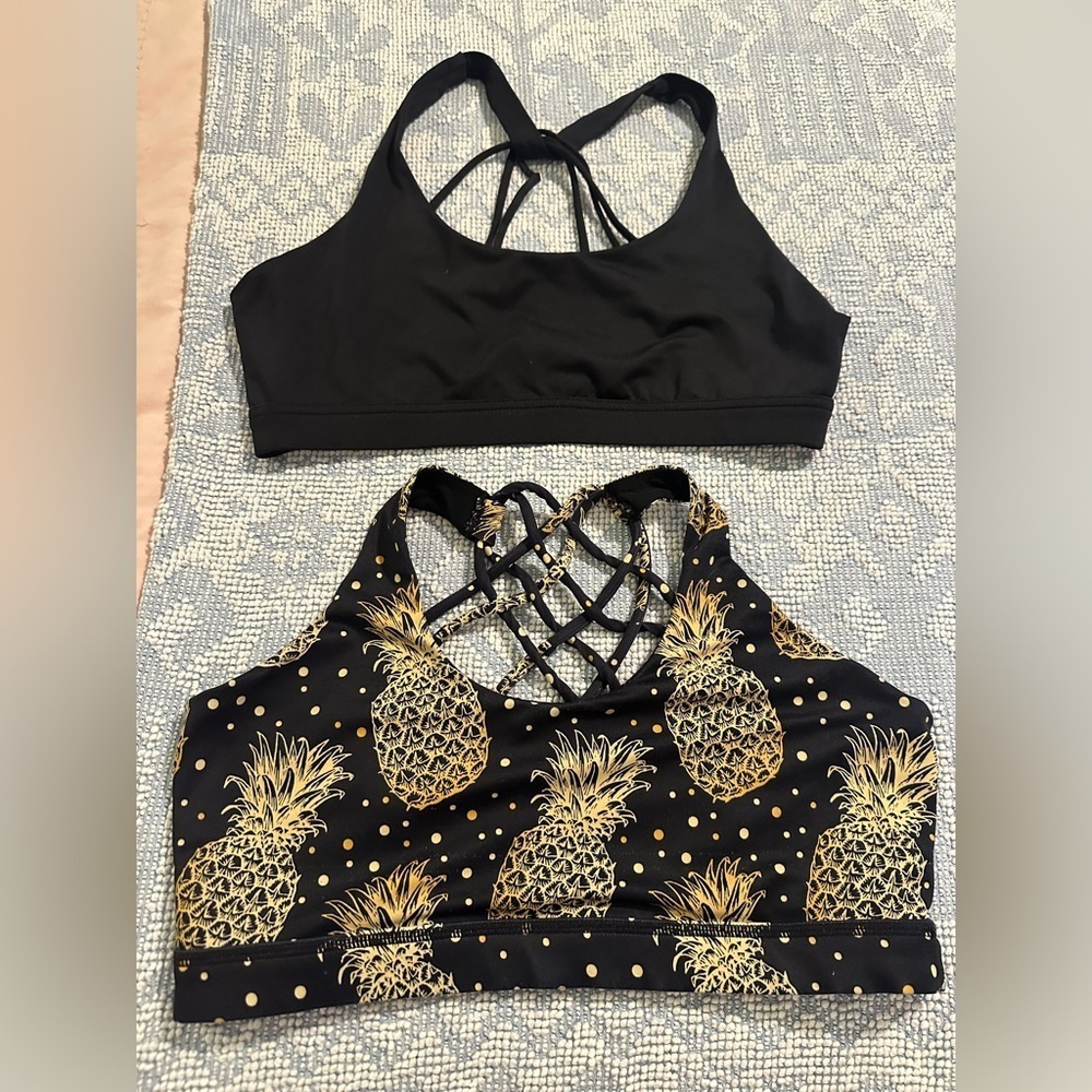 Lot of 2 Sports Bras Black and Pineapple Women's Sz M